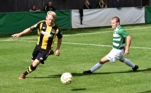Corinthian v hebburn town fa vase