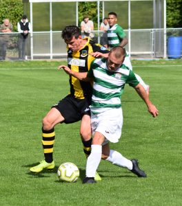 Corinthian v hebburn town fa vase