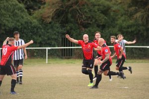 Thomas Minhard: SCEFL Photos - Rochester United v Tooting Bec