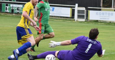 PHOTOS – Stansfeld v Lydd Town