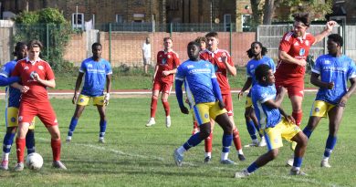 PHOTOS – Lewisham Borough v Hythe Town